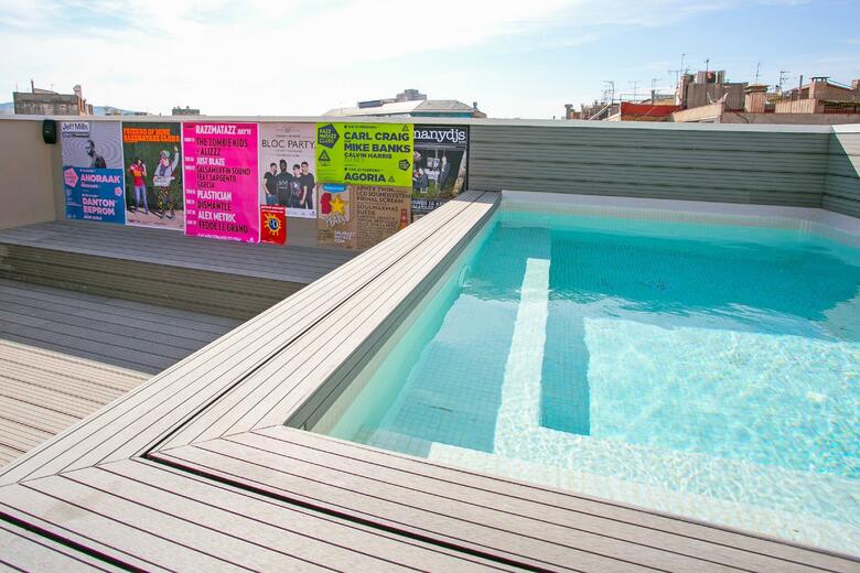 Hostal Sant Jordi Hostel Rock Palace