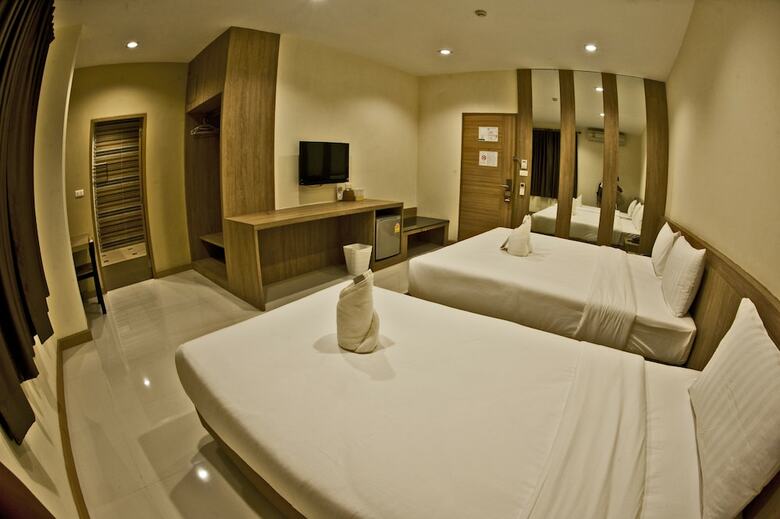 Omg Hotel