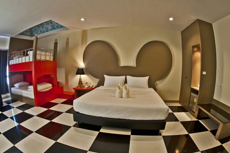 Omg Hotel