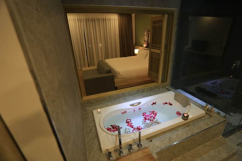 Serenity Hotel Spa & Onsen