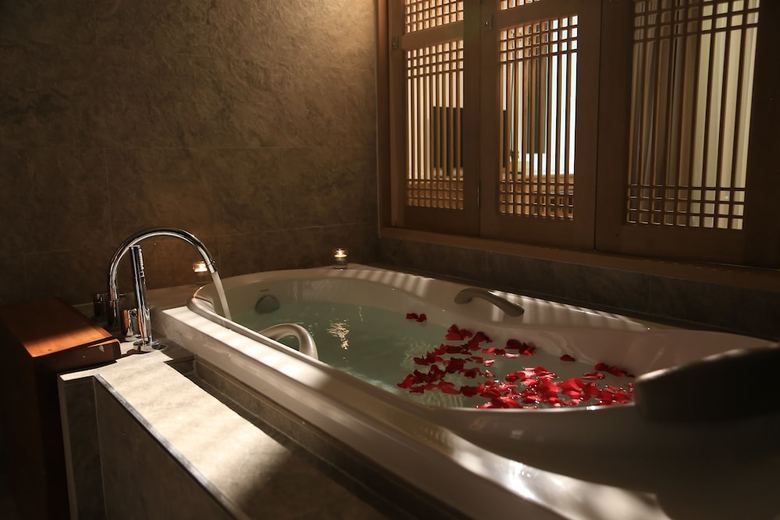 Serenity Hotel Spa & Onsen