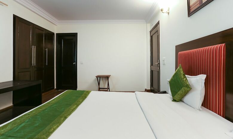 Hotel Treebo Connaught Mews