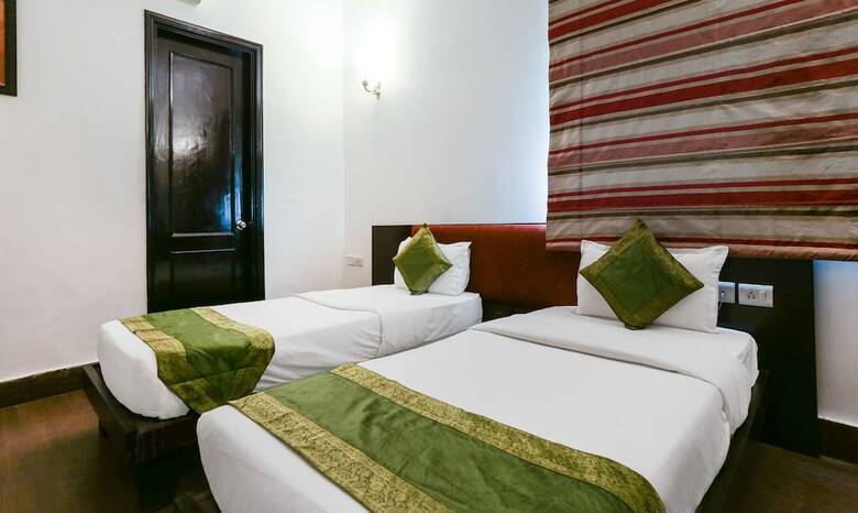 Hotel Treebo Connaught Mews