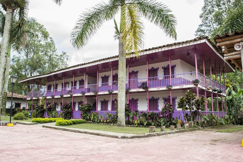 Hotel On Vacation Karlak�