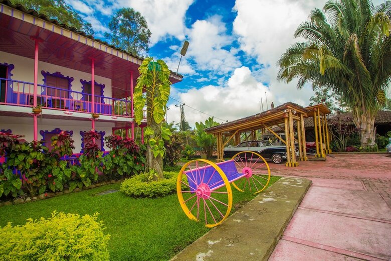 Hotel On Vacation Karlak�