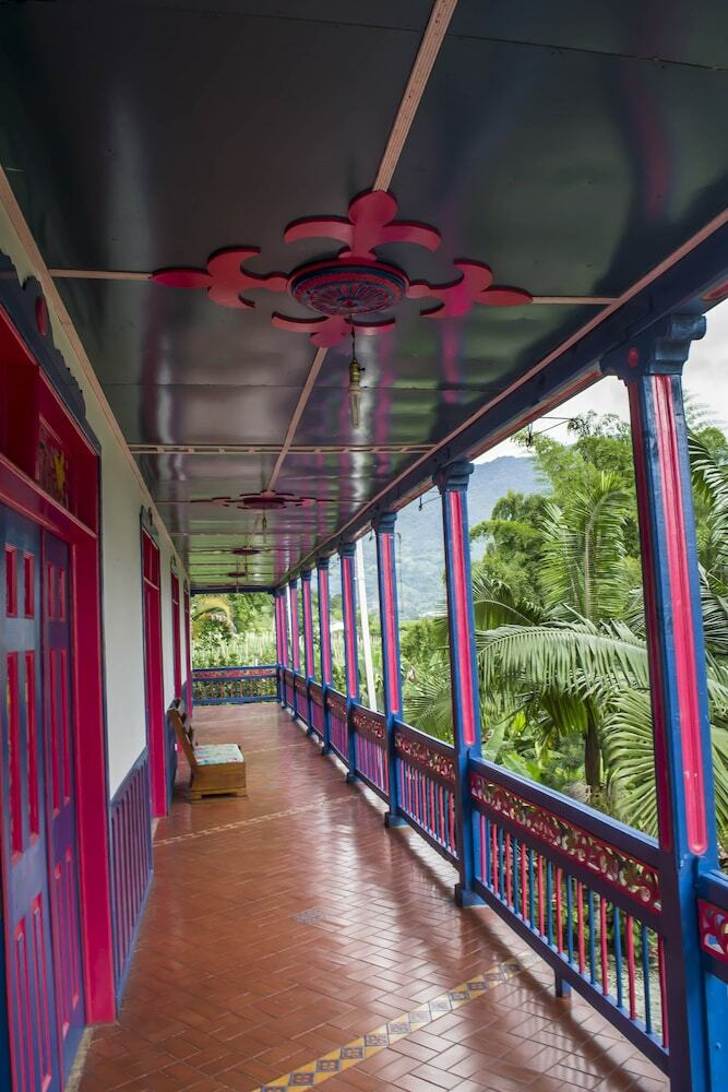Hotel On Vacation Karlak�