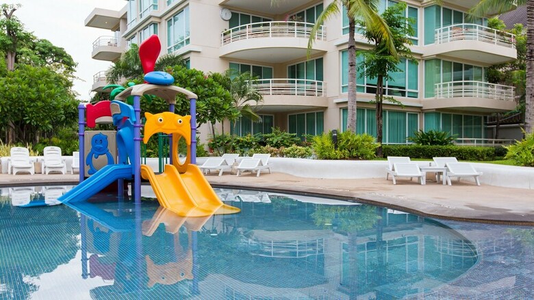 Baan Sanpleon Beachfront Condominium