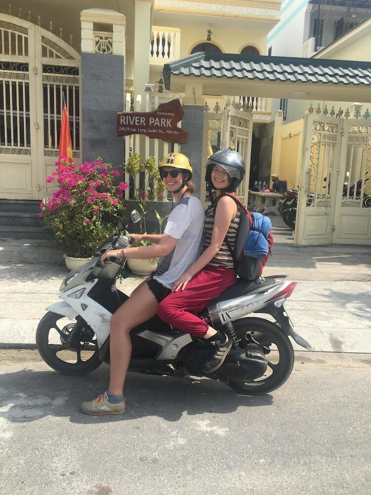 Hotel River Park Homestay And Hostel
