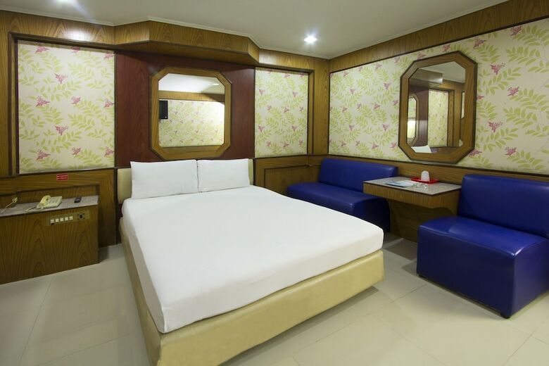 Rd Hotel