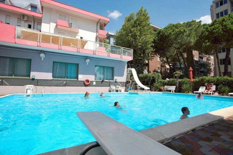 Hotel Edward