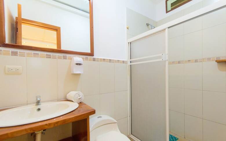 Twin Lodge Galapagos Hotel