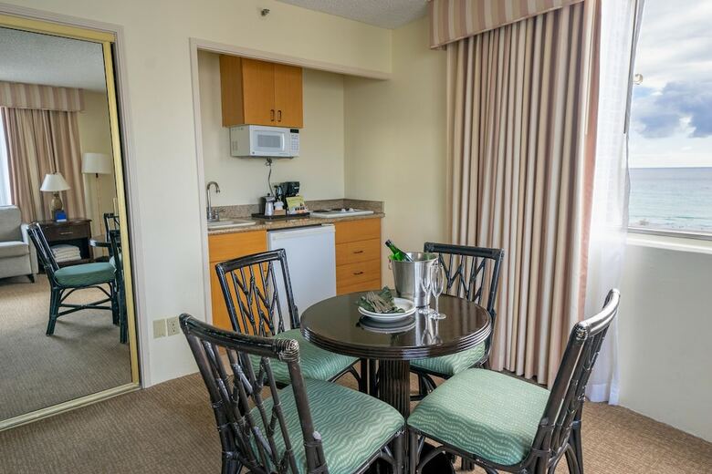 Hotel Ohana Waikiki East By Outrigger
