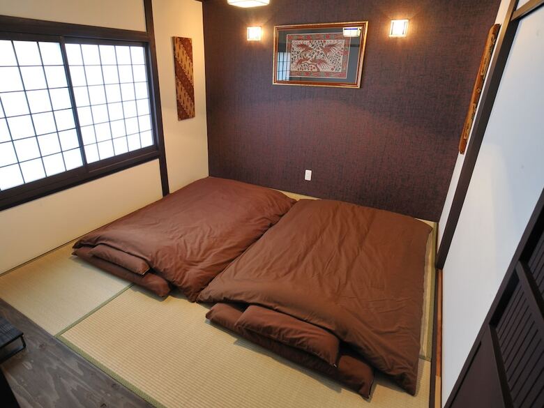 Theatre And Library Residence -kyoto Imagumano-