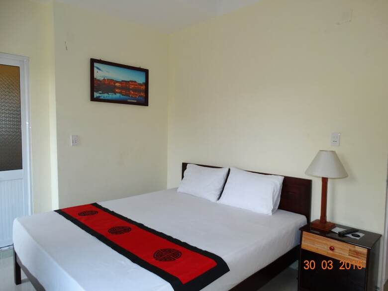 Hotel Yellow House Homestay
