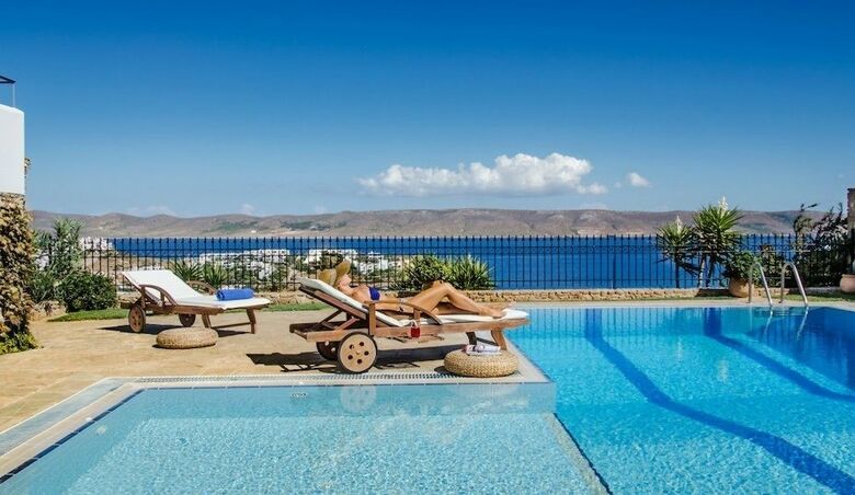 Sounio Villa