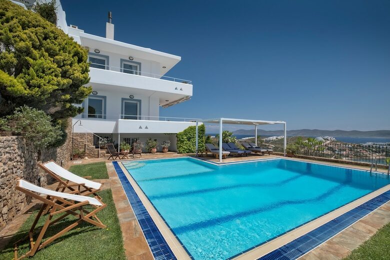 Sounio Villa