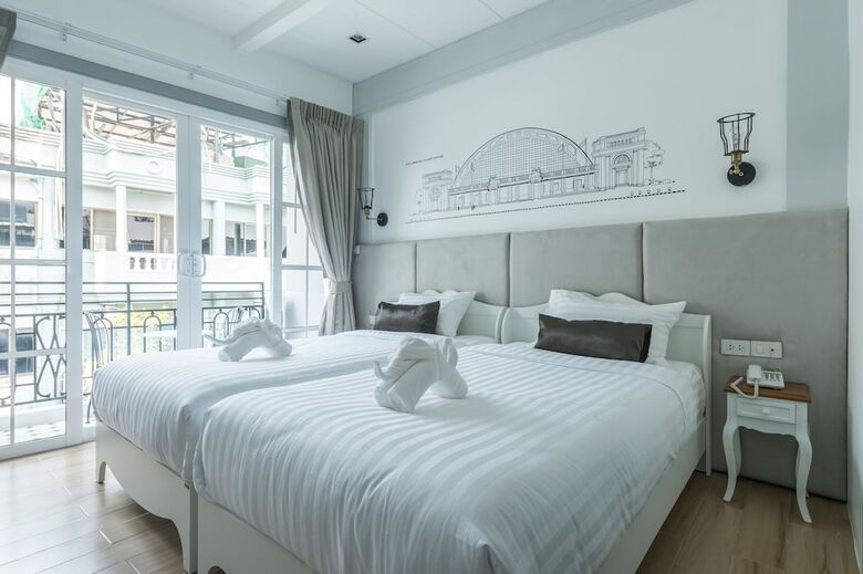 Hotel White Ivory Bed & Breakfast