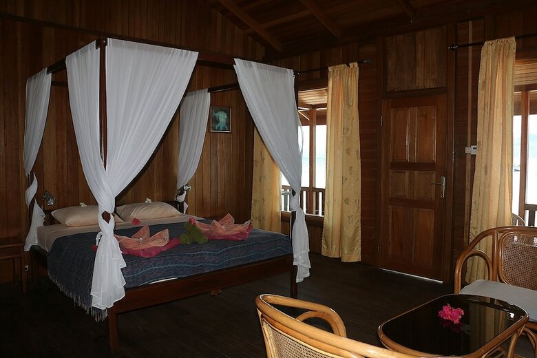 Hotel Onong Resort