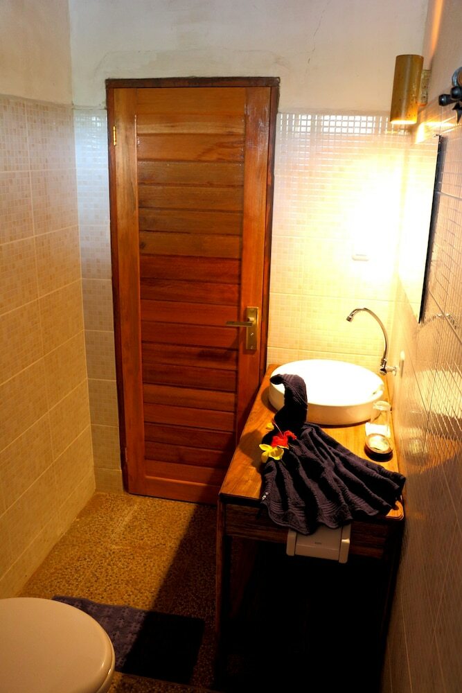 Hotel Onong Resort