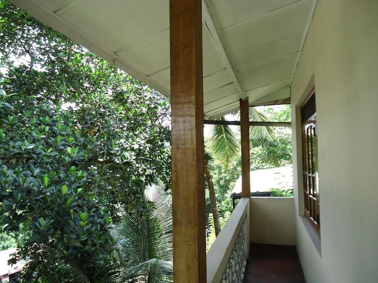 Hotel Peradeniya Rest Inn