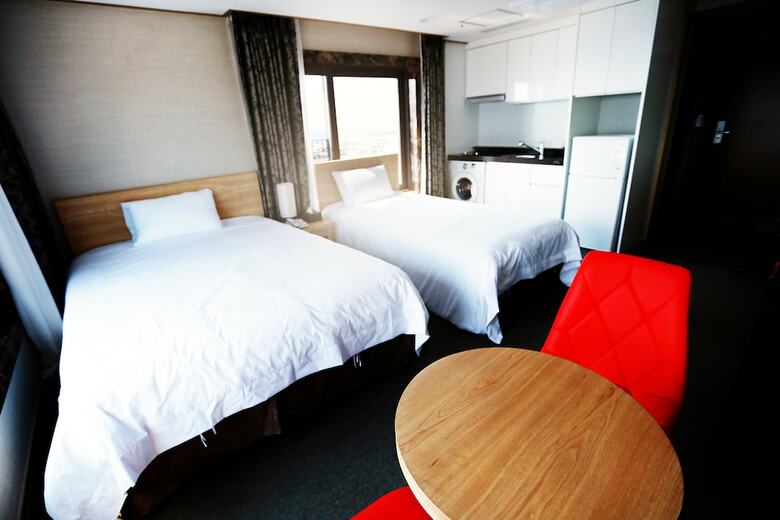 Acroview Hotel
