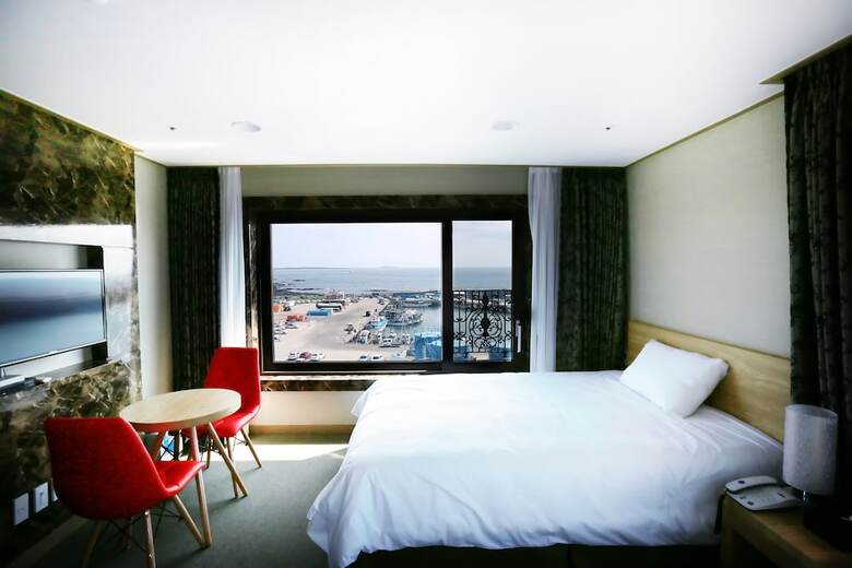 Acroview Hotel