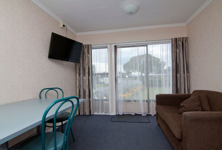 Tahuna Beach Kiwi Holiday Park & Motel