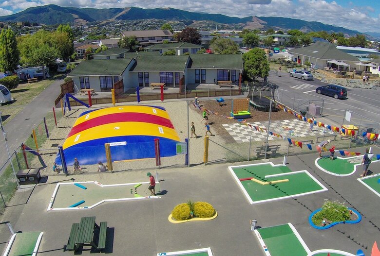 Tahuna Beach Kiwi Holiday Park & Motel