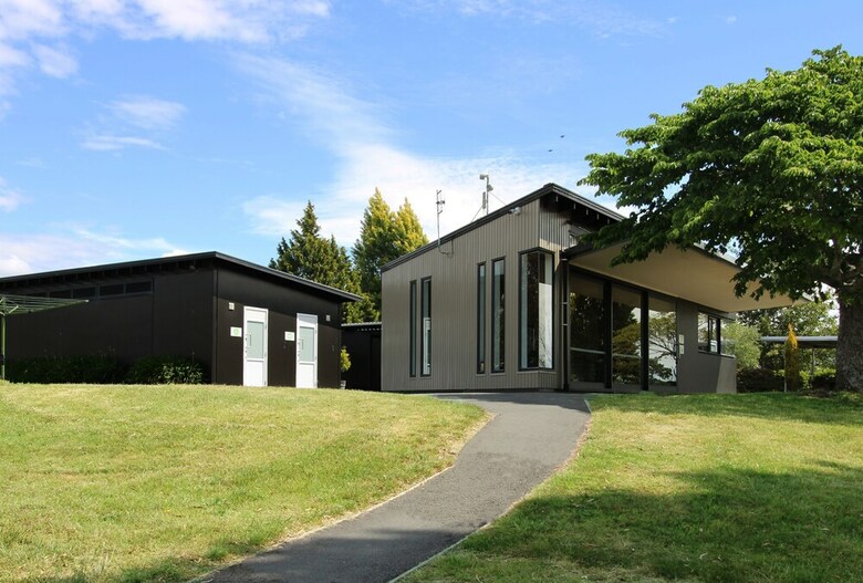Tahuna Beach Kiwi Holiday Park & Motel