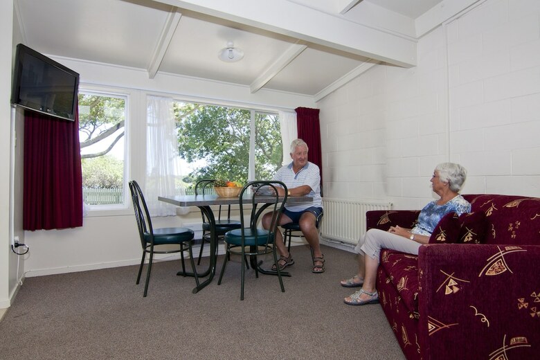 Tahuna Beach Kiwi Holiday Park & Motel