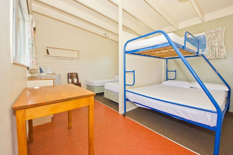 Tahuna Beach Kiwi Holiday Park & Motel