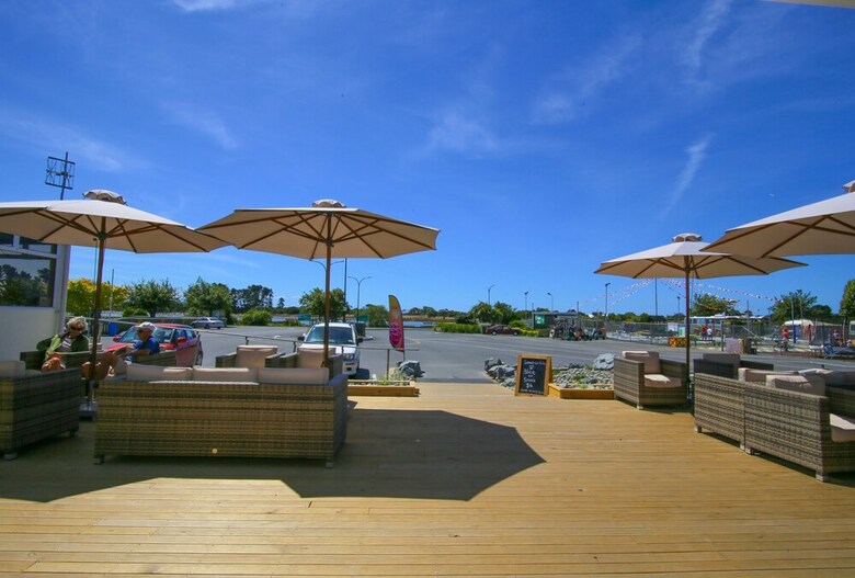 Tahuna Beach Kiwi Holiday Park & Motel