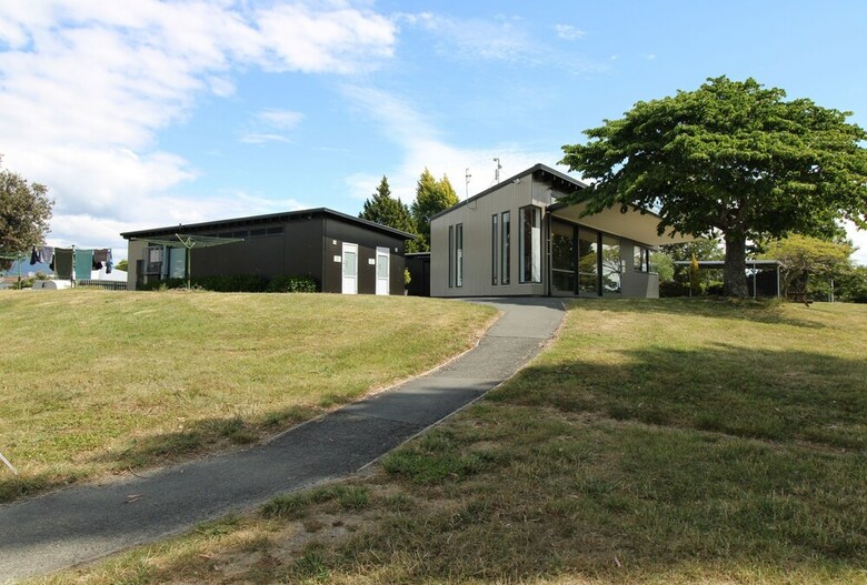 Tahuna Beach Kiwi Holiday Park & Motel