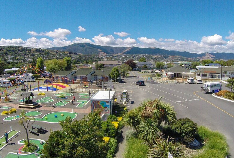 Tahuna Beach Kiwi Holiday Park & Motel