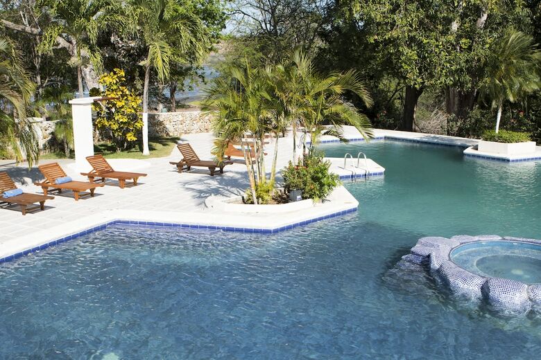 Papagayo Golden Palms Beachfront Hotel