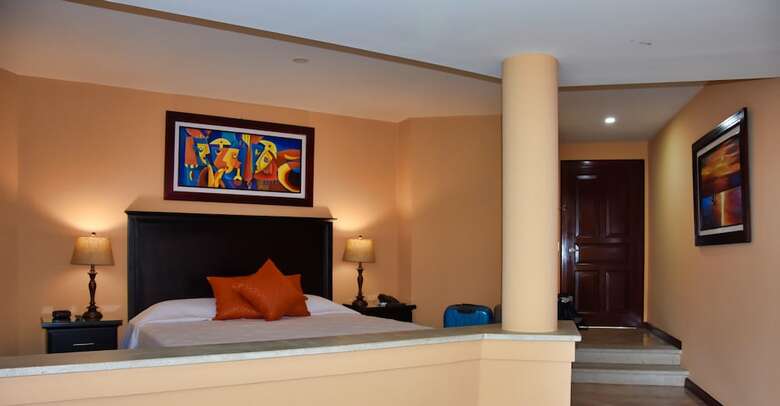 Papagayo Golden Palms Beachfront Hotel