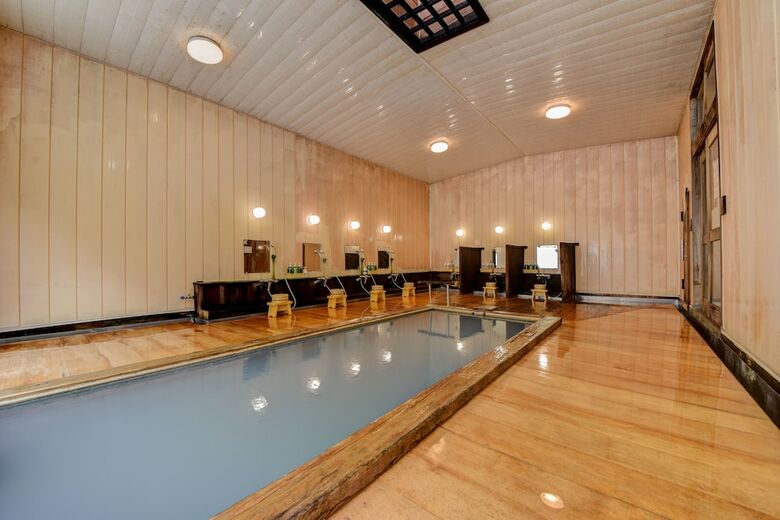 Shirahone Onsen Tsuruya Ryokan