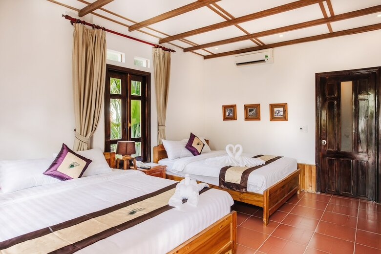 Hotel Palm Hill Resort