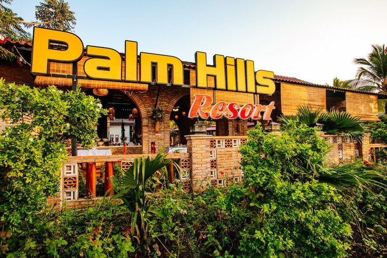 Hotel Palm Hill Resort