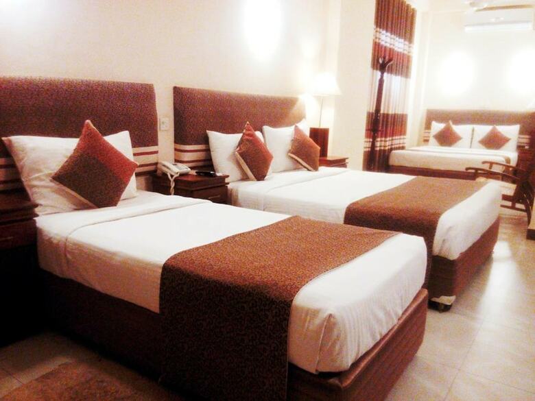 Hotel The Royal Mall Kandy