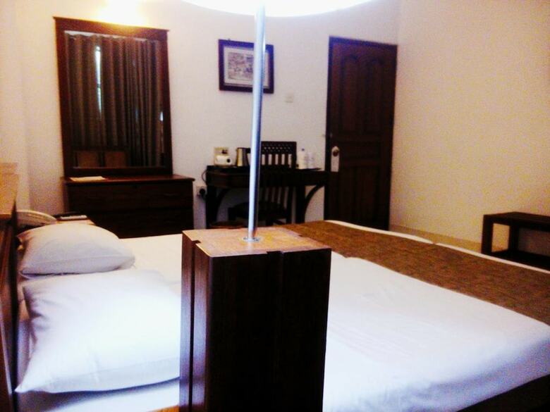 Hotel The Royal Mall Kandy