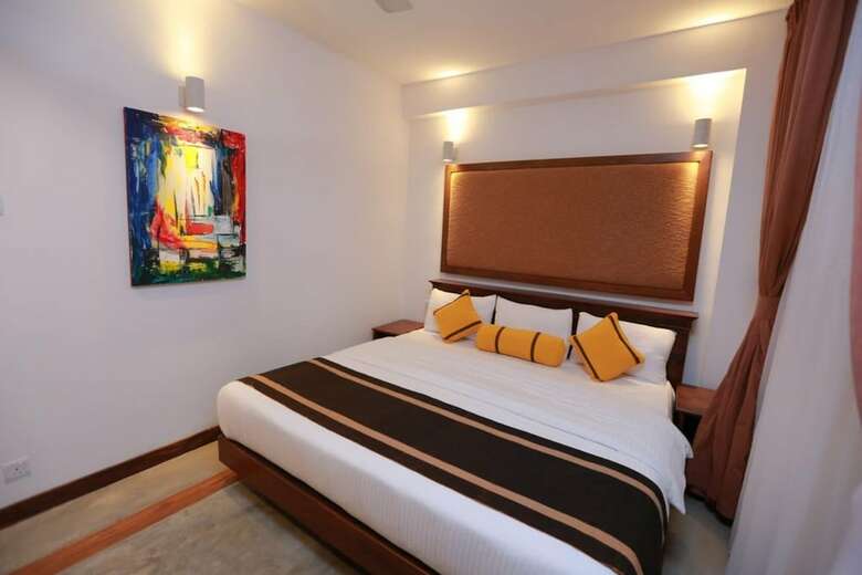 Refresh Hotel