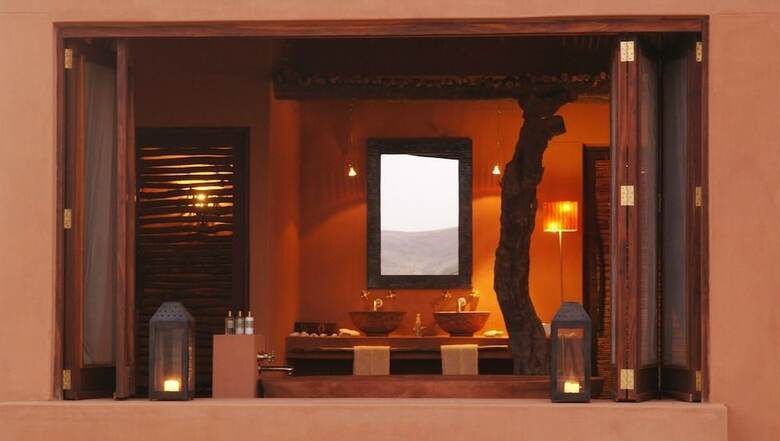 Okahirongo Elephant Lodge