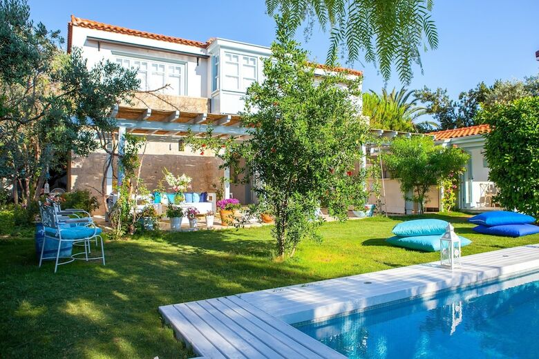 Alura Boutique Hotel