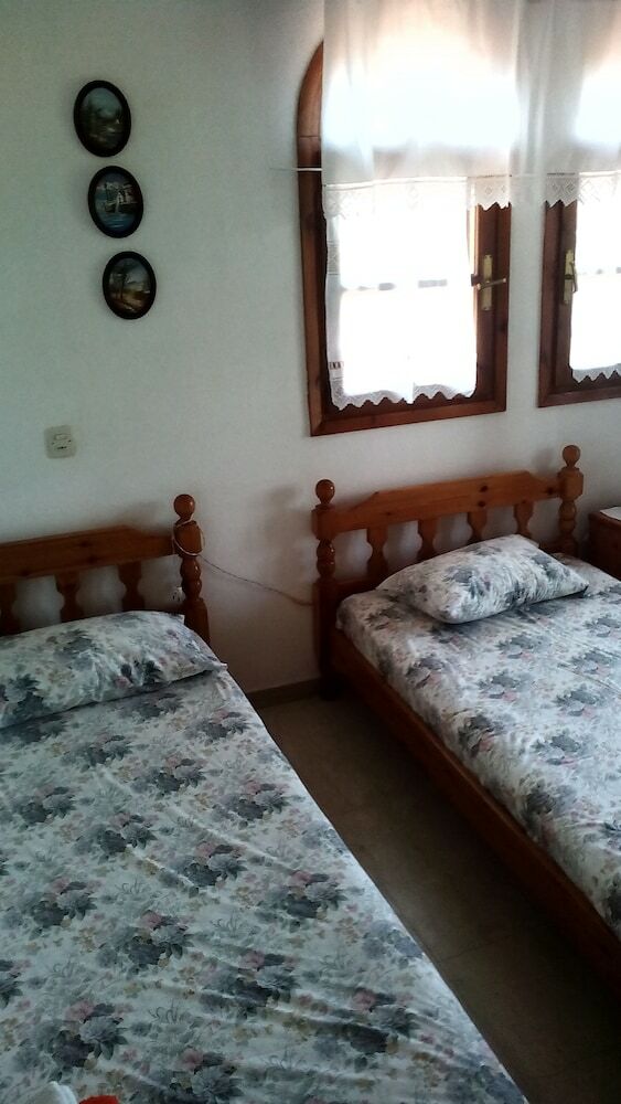 Apartamentos Nireas