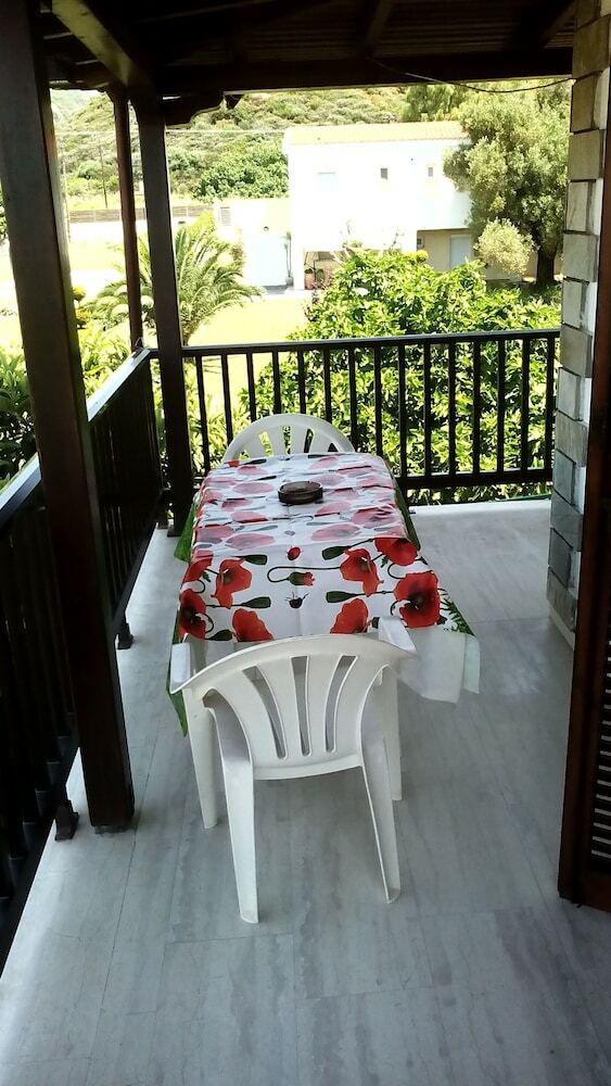 Apartamentos Nireas