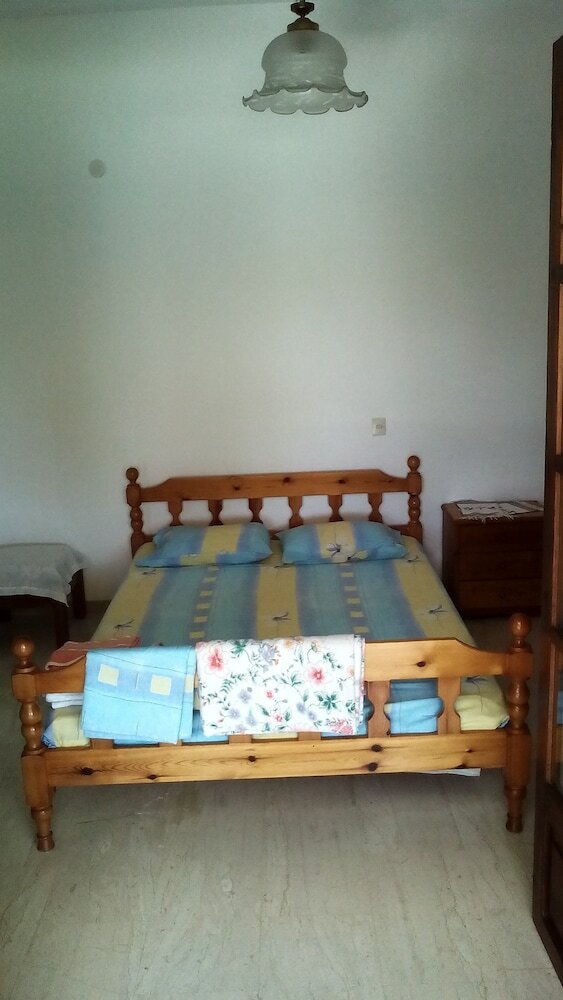 Apartamentos Nireas