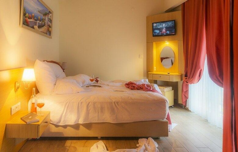 Esida Hotel