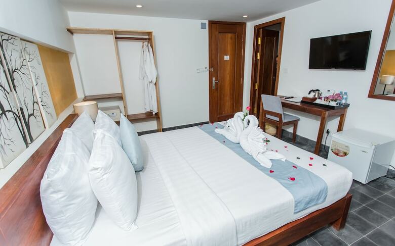 Home Chic Hotel