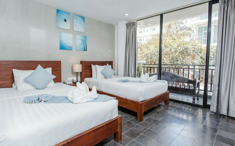 Home Chic Hotel